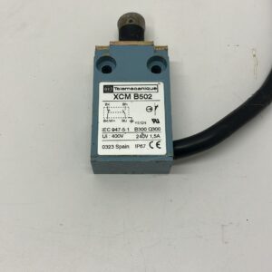 Telemecanique XCM B502