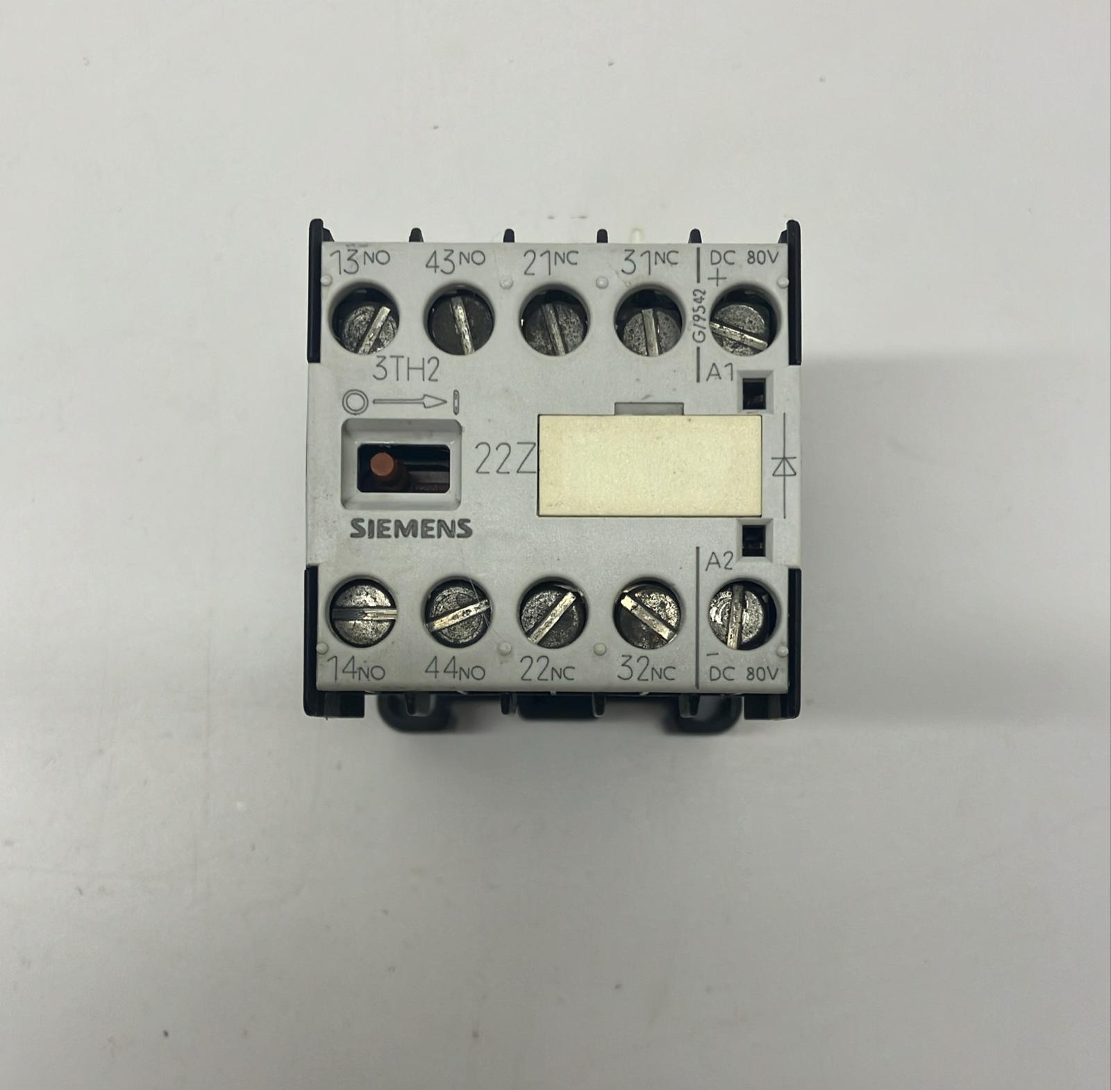 SIEMENS 3TH2 22Z 3TH2082-0GE8 mini Kontaktör