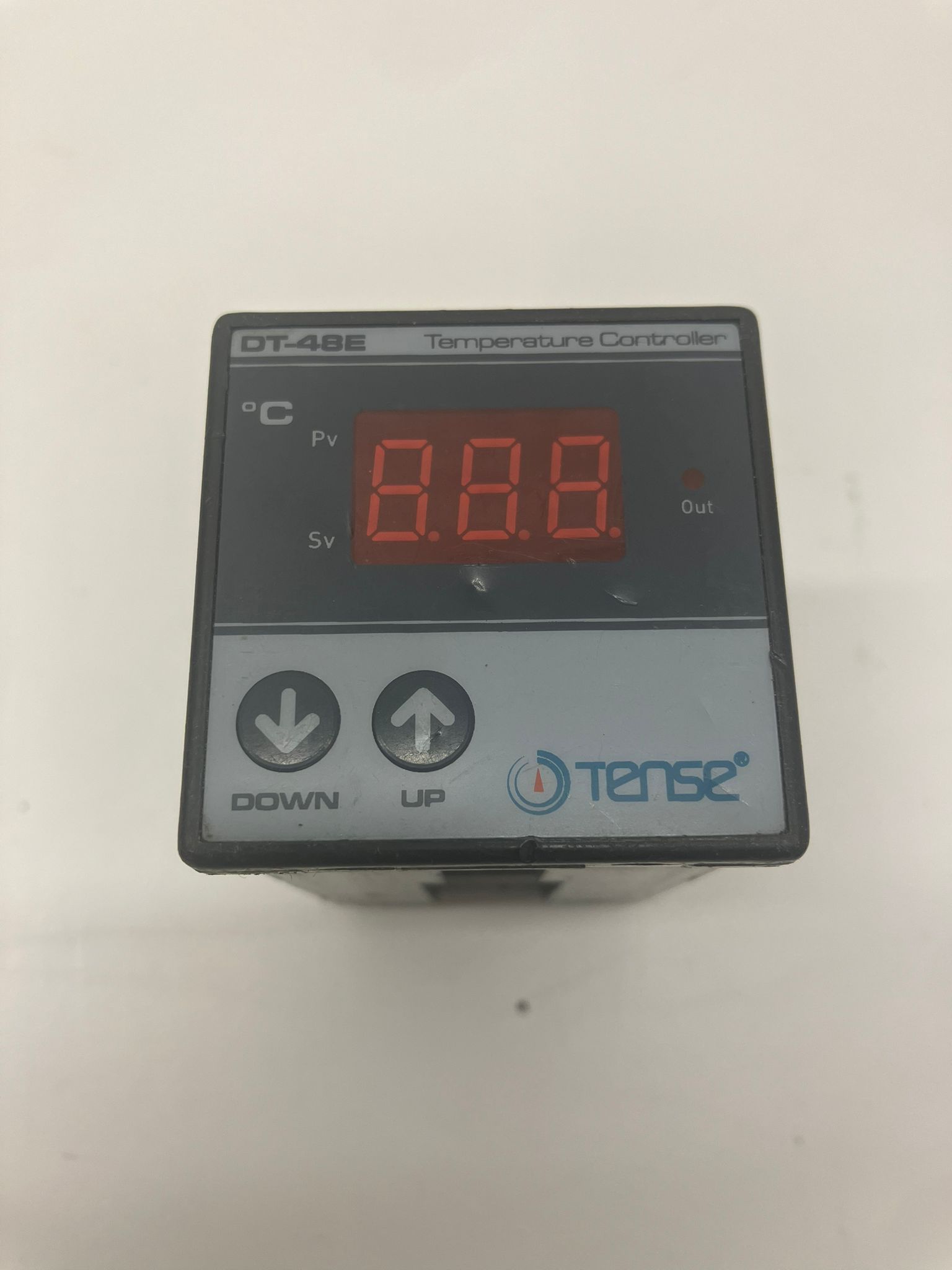 TENSE DT-48E