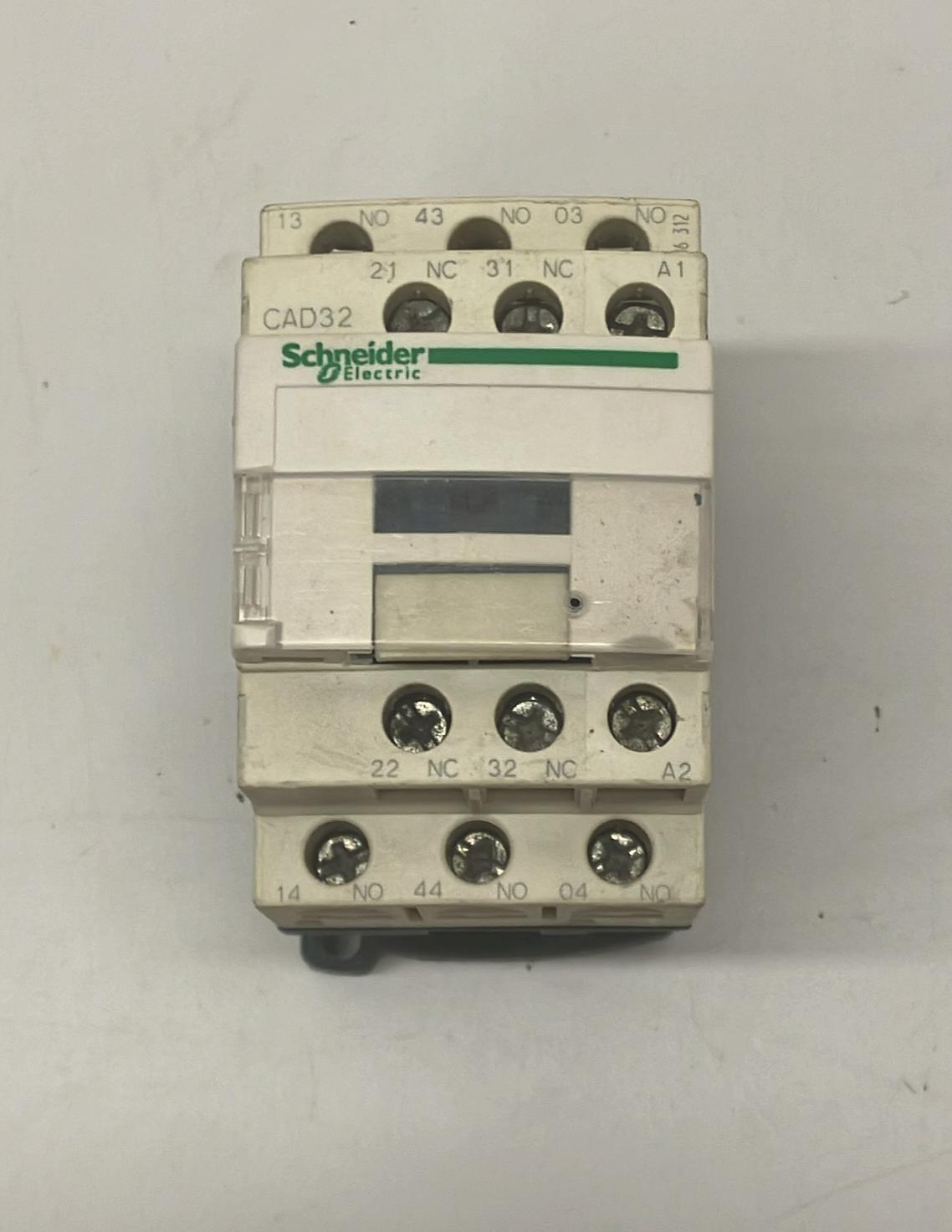 schneider CAD32 Kontaktör