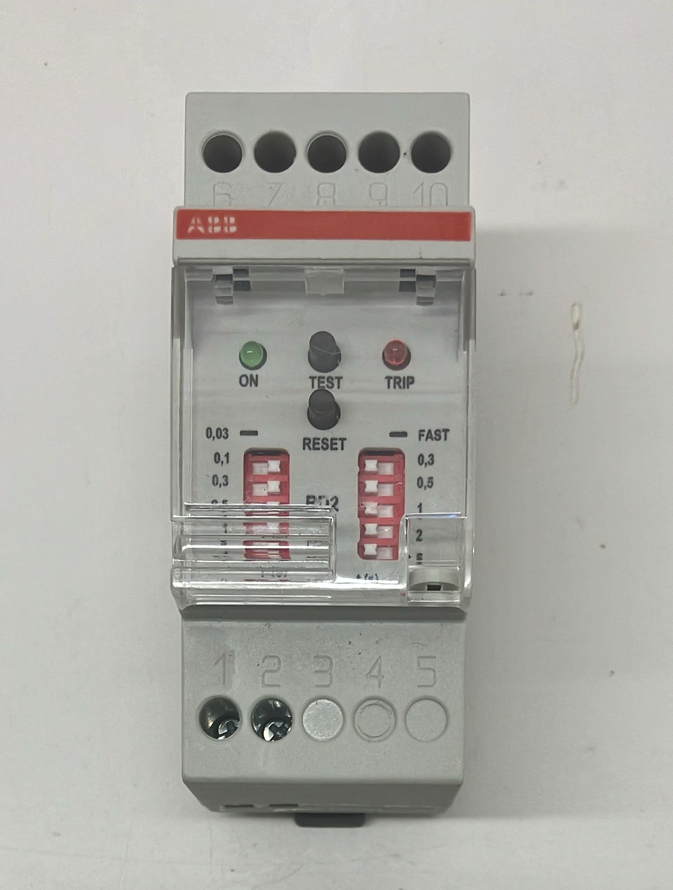 ABB 2CSM142120R1201 Algılama Rölesi Rd2 0,05-5Sn