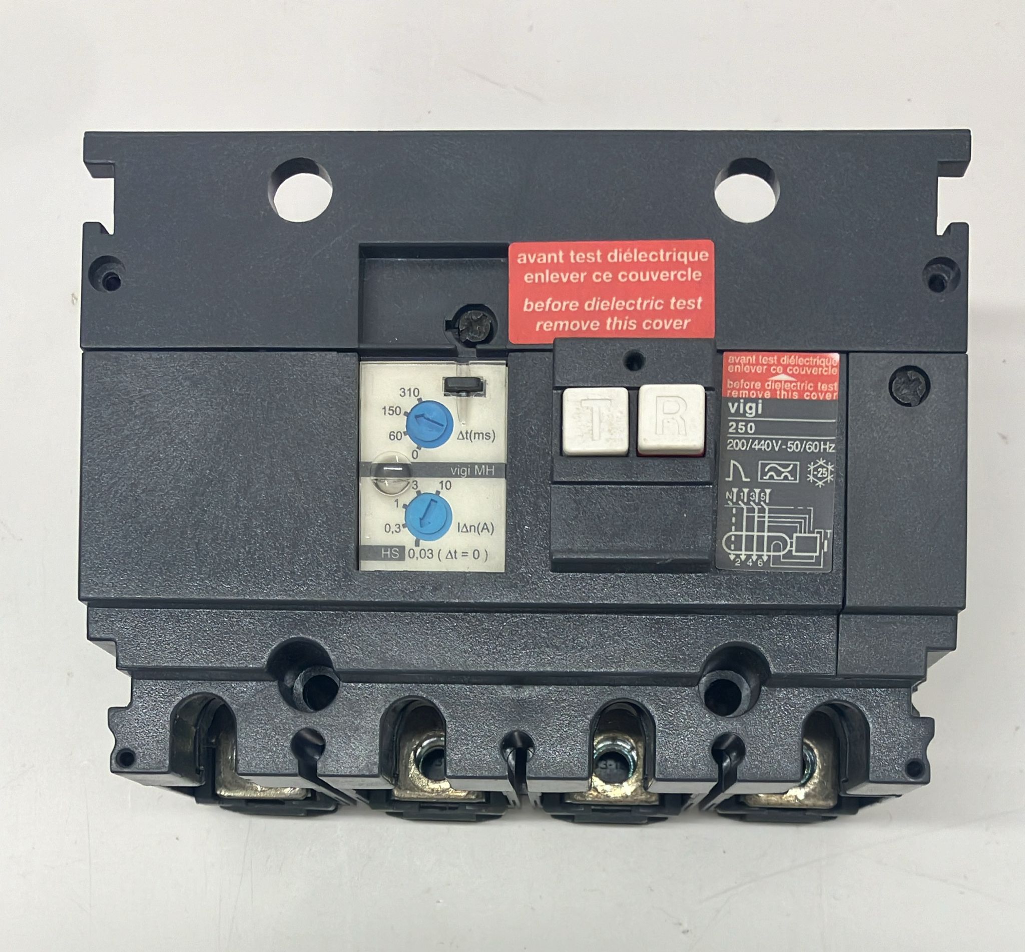 Schneider -Merlin gerin LV431536 kaçak akım 4X200-250 -AAV344669