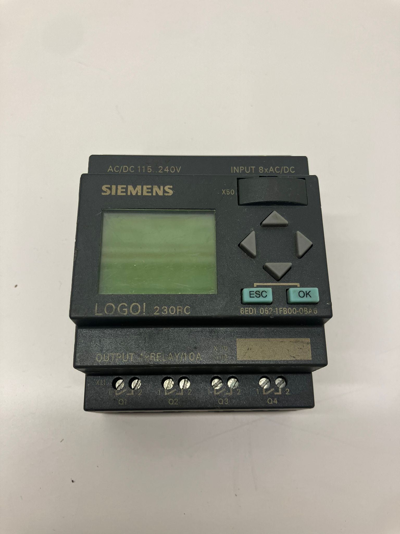 Sıemens 6ED1 052-FB00-0BA6 LOGO 23O RC