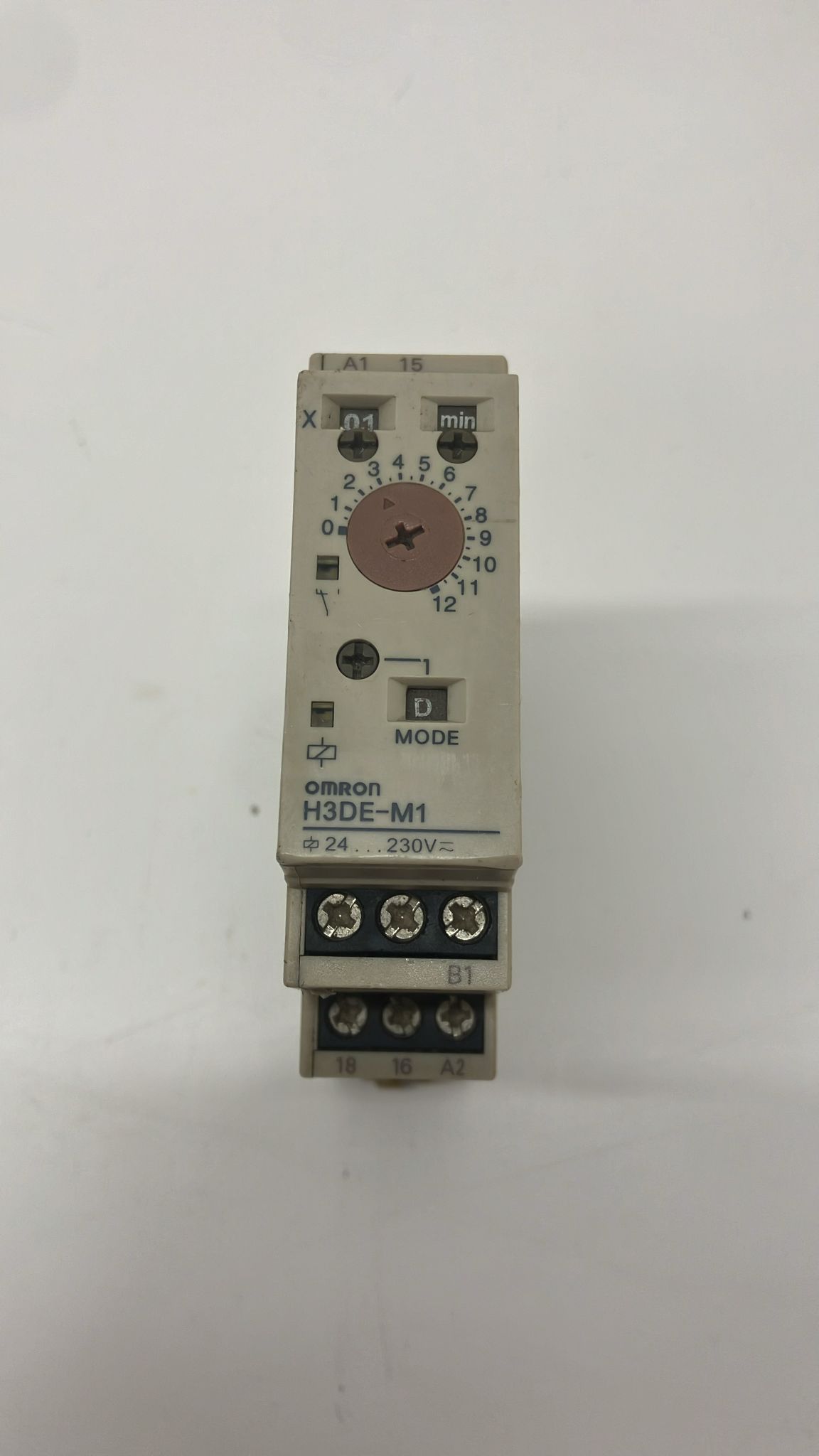 OMRON H3DE-M1