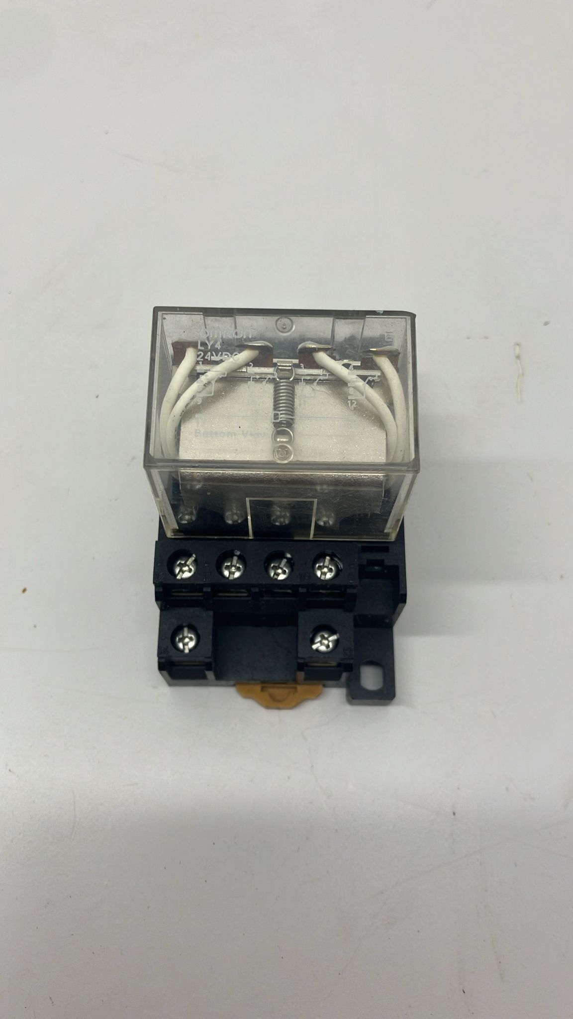 OMRON LY4 24VDC